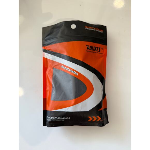 AOLIKES Knee Support Strap – Adjustable Compression Brace - Picture 3 of 4